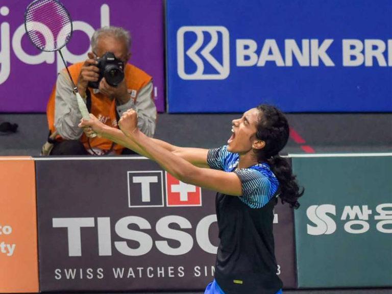 PV Sindhu becomes the first Indian shuttler to reach the badminton final at the Asian Games