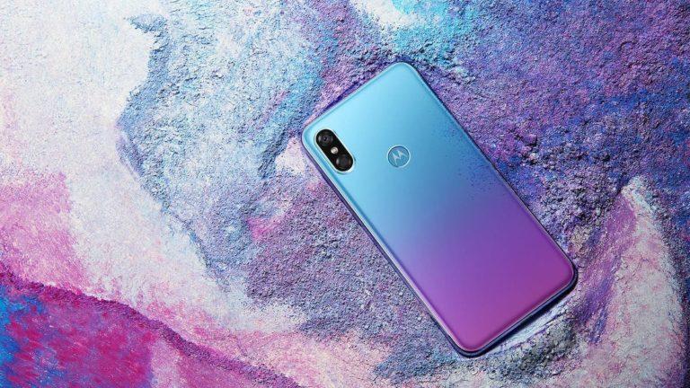 Moto P30 with iPhone X notch & Snapdragon 636 released