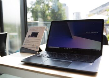 ASUS Zenbook S with new Intel 8th gen processors is here