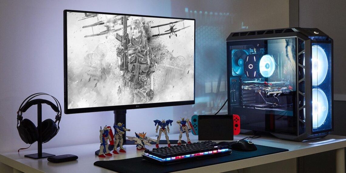 The Insane Intel gaming PC with i7-8700 & RTX 2080