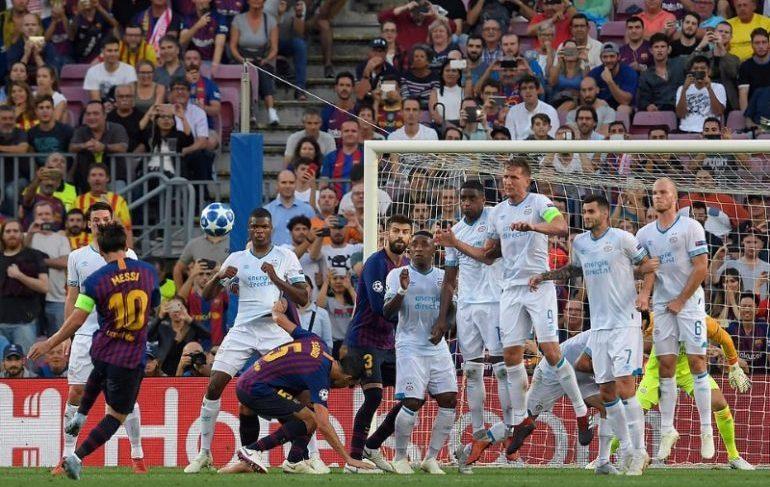 Messi free kick Barca vs PSV 770x512 e1537378177200 Lionel Messi starts the UCL goal fest with a hattrick and sets a new record