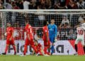Soccer Football - La Liga Santander - Sevilla v Real Madrid - Ramon Sanchez Pizjuan, Seville, Spain - September 26, 2018  Real Madrid's Thibaut Courtois and team mates react after conceding a goal scored by Sevilla's Andre Silva       REUTERS/Marcelo Del Pozo