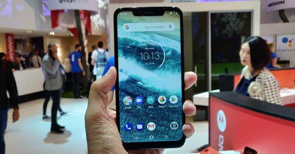 ewSl3Ot Motorola One Power with Snapdragon 636 Soc coming to India on September 24