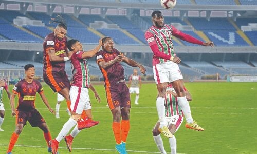 mohunbagan2 1 Sloppy Mohun Bagan hold Gokulam Kerala to 2-2 draw and with this their title hopes are over.