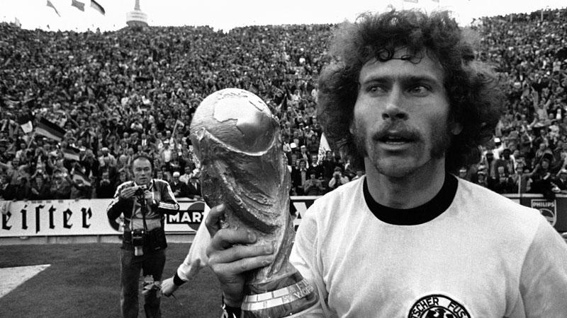 PAUL BREITNER