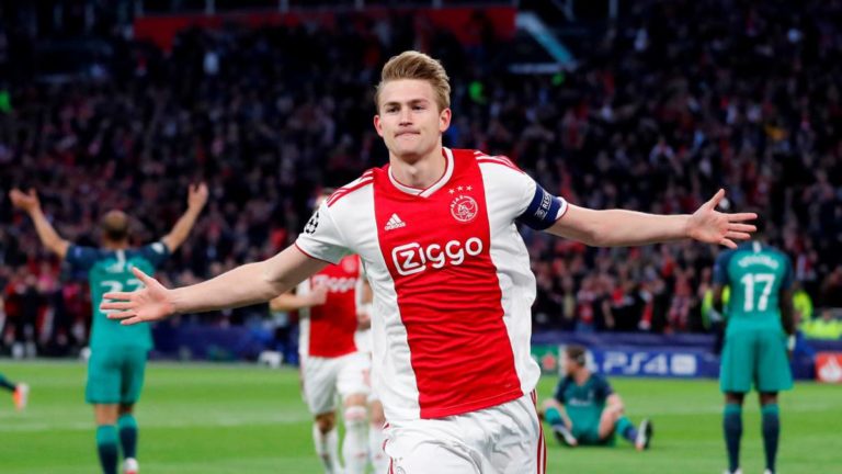 Matthijs De Ligt is on the verge of joining Juventus after agreeing on personal terms