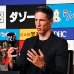 Fernando Torres has confirmed his retirement from professional football
