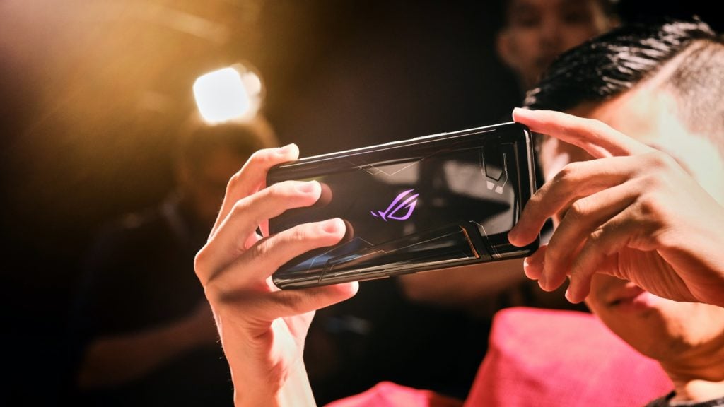 Asus ROG Phone 2 launched with 120Hz AMOLED display & Snapdragon 855 Plus