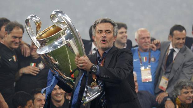 mourinho2 The only 9 continental treble winning managers in European football history