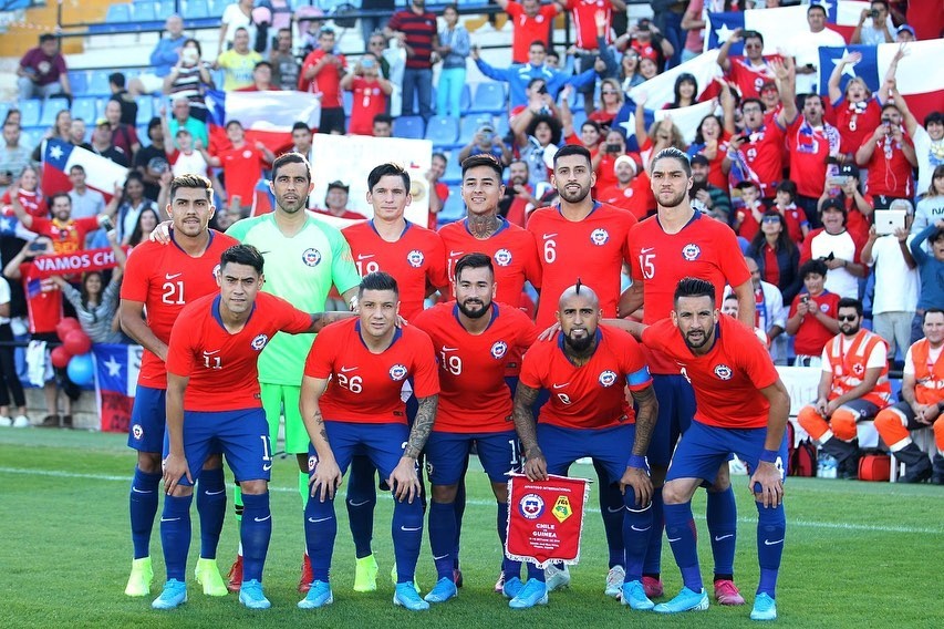 Chilean International Arturo Vidal says 'I can't be friends with Claudio Bravo'