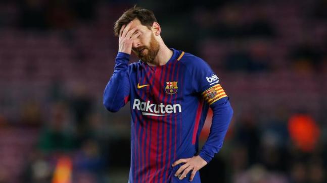 messi Lionel Messi visibly frustrated with Barcelona's latest problem