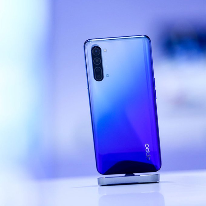 1qya8xcF 1 Oppo Reno 3 Pro With Dual Hole-Punch Selfie Camera tipped for India launch on February