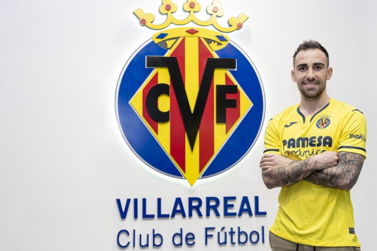 Villareal have signed former Barcelona striker Paco Alcacer