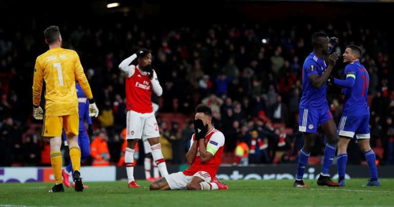 Arsenal crash out of the Europa League