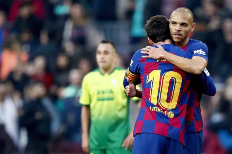 Braithwaite says he won’t wash his Barcelona kit after Messi’s hug