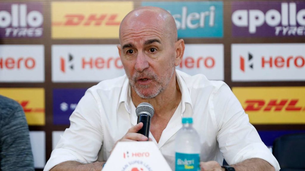 Antonio Habas wants to stay at ATK after winning the league title