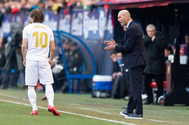 Zidane says he is happy at Real Madrid amid Juventus links