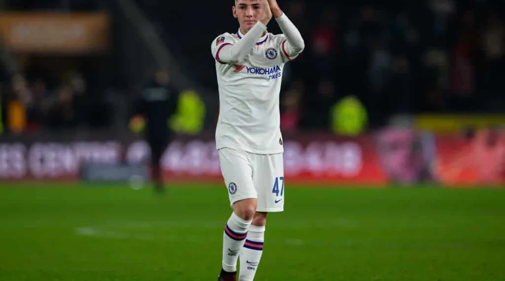 HULL, ENGLAND - JANUARY 25: Chelsea's Billy Gilmour applauds the fans after the FA Cup Fourth Round match between Hull City and Chelsea  at KCOM Stadium on January 25, 2020 in Hull, England. (Photo by Alex Dodd - CameraSport via Getty Images)