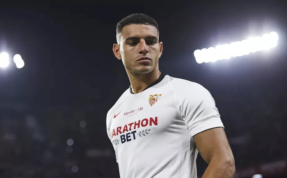 Barcelona eyes on Sevilla defender Diego Carlos