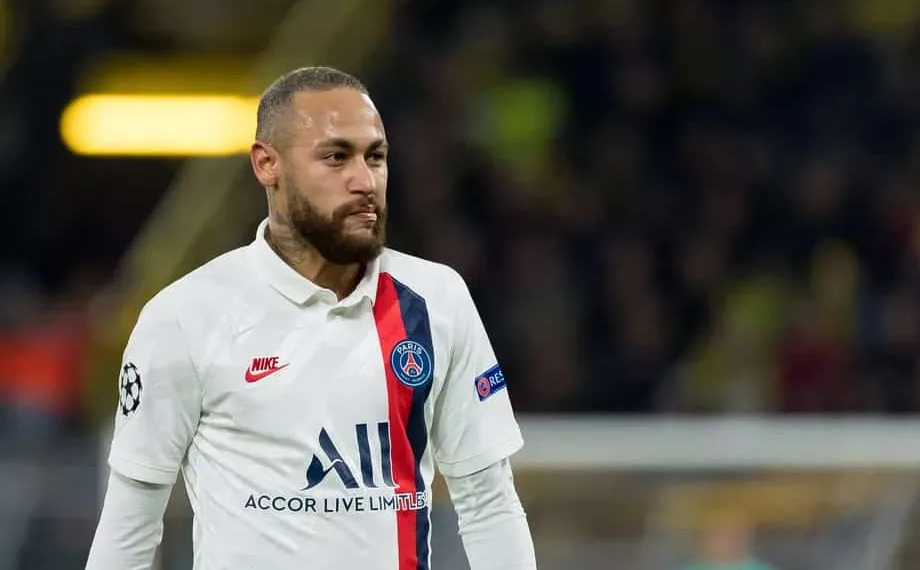 Neymar should choose between money and happiness