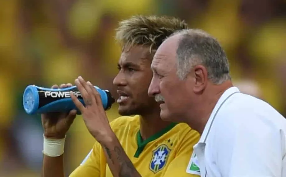 Former Brazil boss urges Neymar to re-join Barcelona this summer