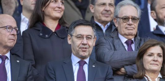 Bartomeu in dilemma, six directors of Barcelona board resign