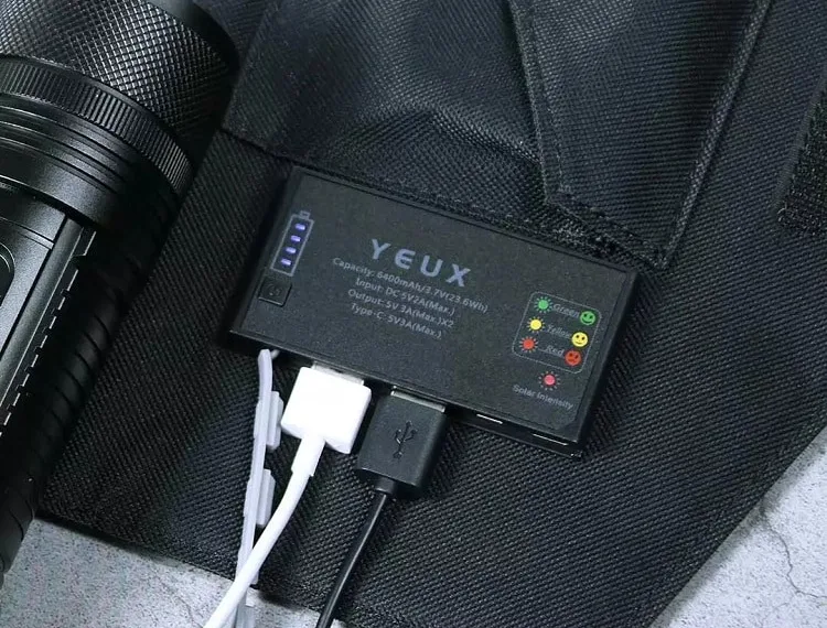Xiaomi-YEUX-Solar-Power-Bank-2_TechnoSports.co.in