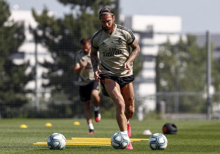 Paris Saint-Germain offer a lucrative contract to Sergio Ramos