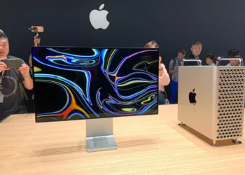 Apple-Pro-Display-XDR-1_TechnoSports.co.in