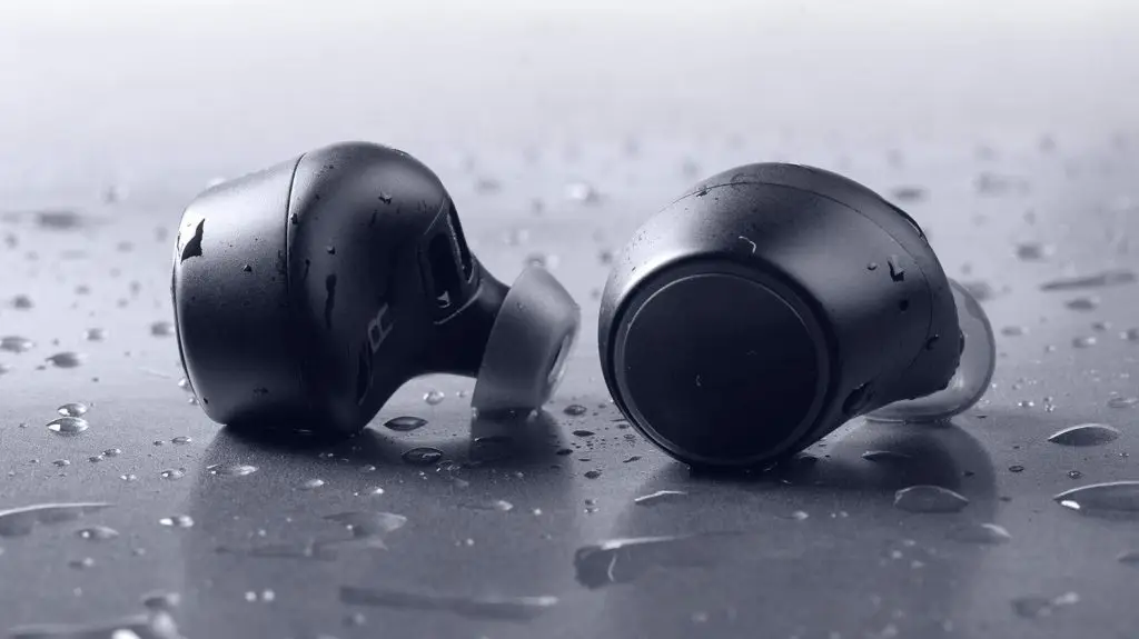 Creative Outlier Air TWS 2-TechnoSports.co.in