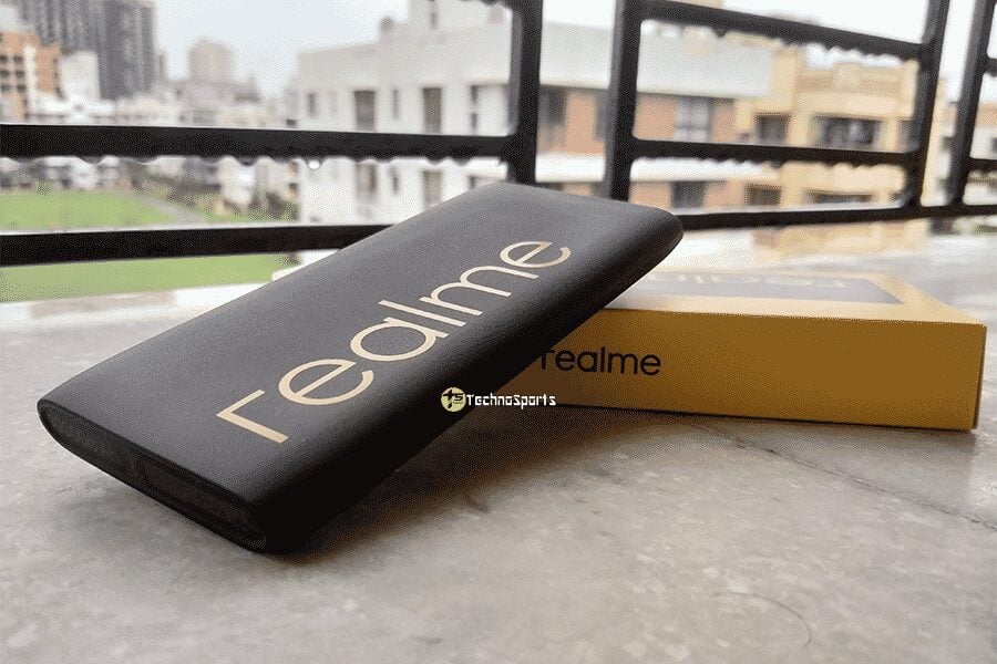 Untitled 1g 1 Realme Power Bank 2 (10,000mAh) Review: A powerful charging device with two ways fast charging