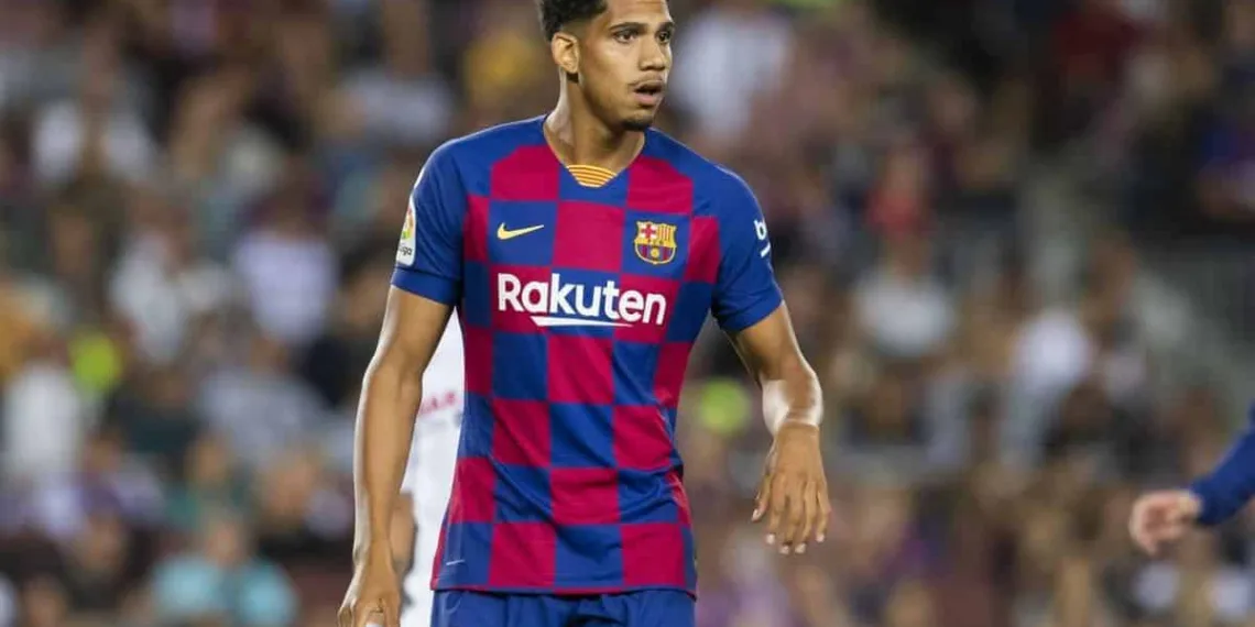 Ronald Araujo chose Barcelona on the Playstation & tells how Luis Suarez helped him