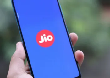 Jio launches new ₹222 addon pack with free Disney+ Hotstar VIP subscription