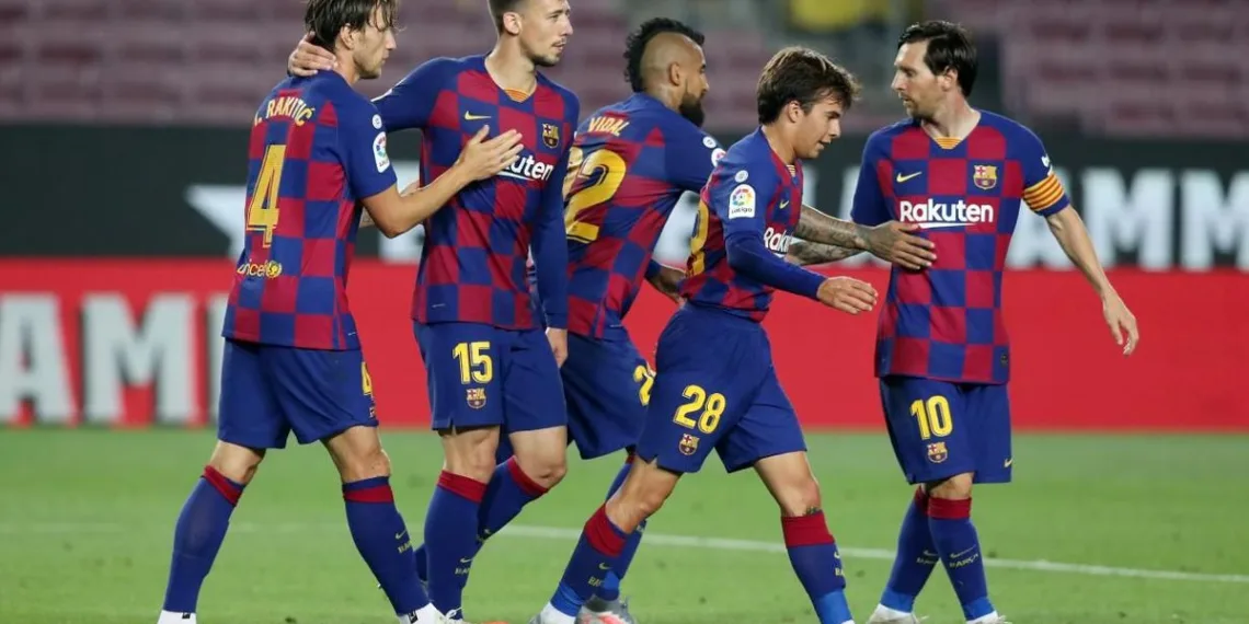 Super subs of Barcelona give all the 3 points to keep the title race alive