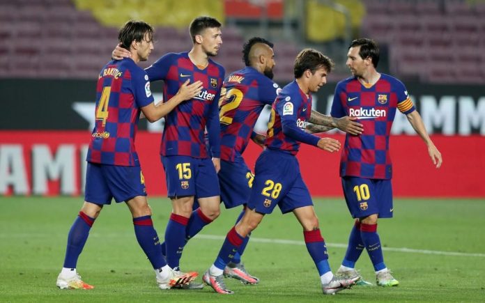 Super subs of Barcelona give all the 3 points to keep the title race alive