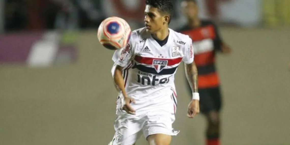 Barcelona signs the Brazilian youth Gustavo Maia from Sao Paolo