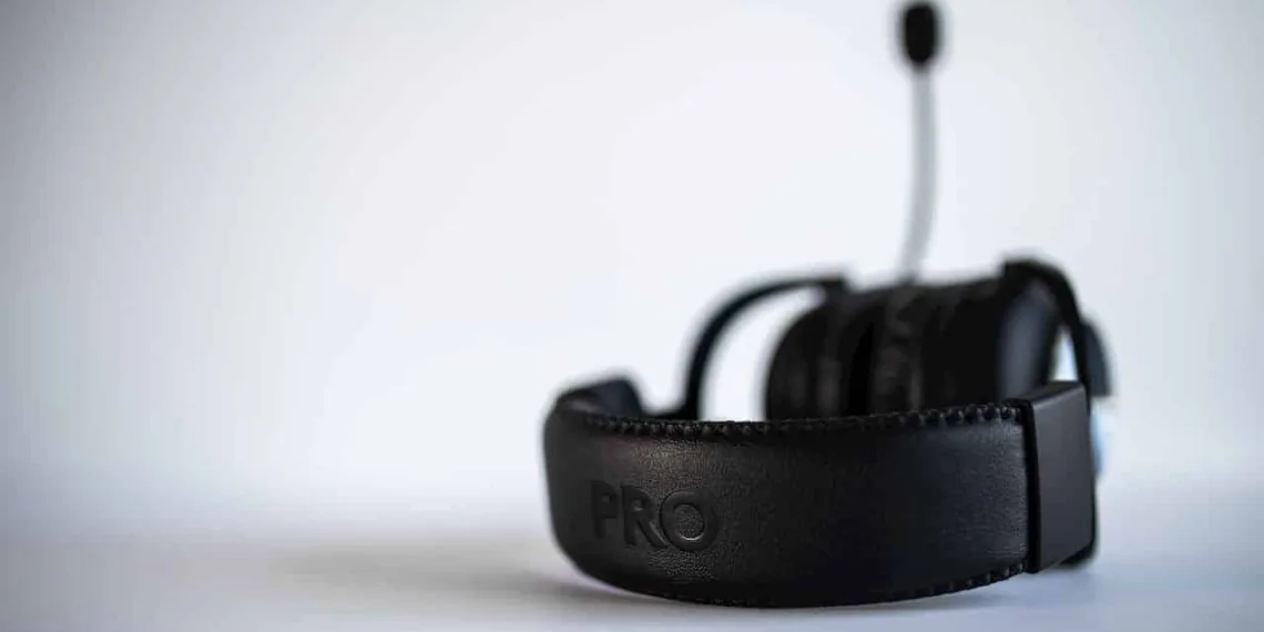 Logitech's Pro X Lightspeed Gaming Headset - 3_TechnoSports.co.in