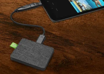 Seagate Ultra Touch SSD-2_TechnoSports.co.in