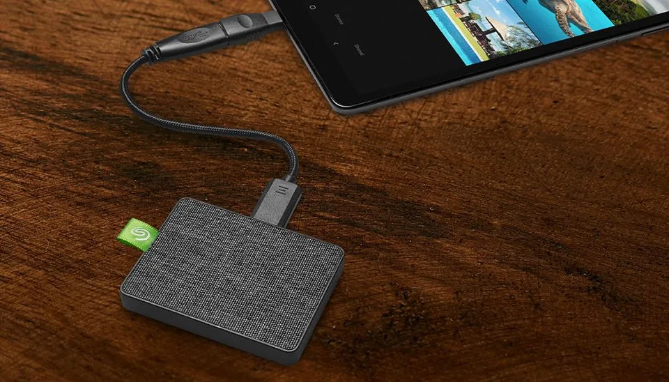 Seagate Ultra Touch SSD-2_TechnoSports.co.in