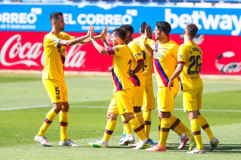 Barcelona thrash Alavés by 5 goals to end the LaLiga season with style