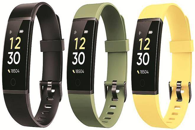 1 1022 Best Fitness Band Deals in Amazon Prime Day - up to 70% off