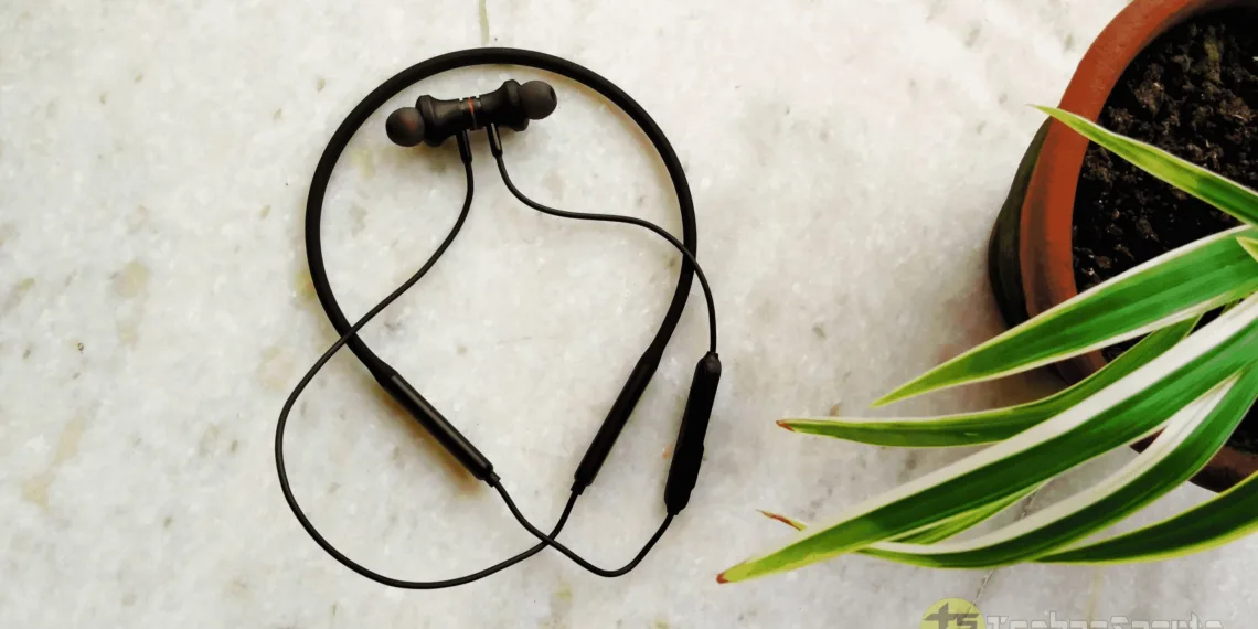 boAt Rockerz 305v2 Bluetooth Headphone Review: Better than OnePlus Bullets Wireless Z?