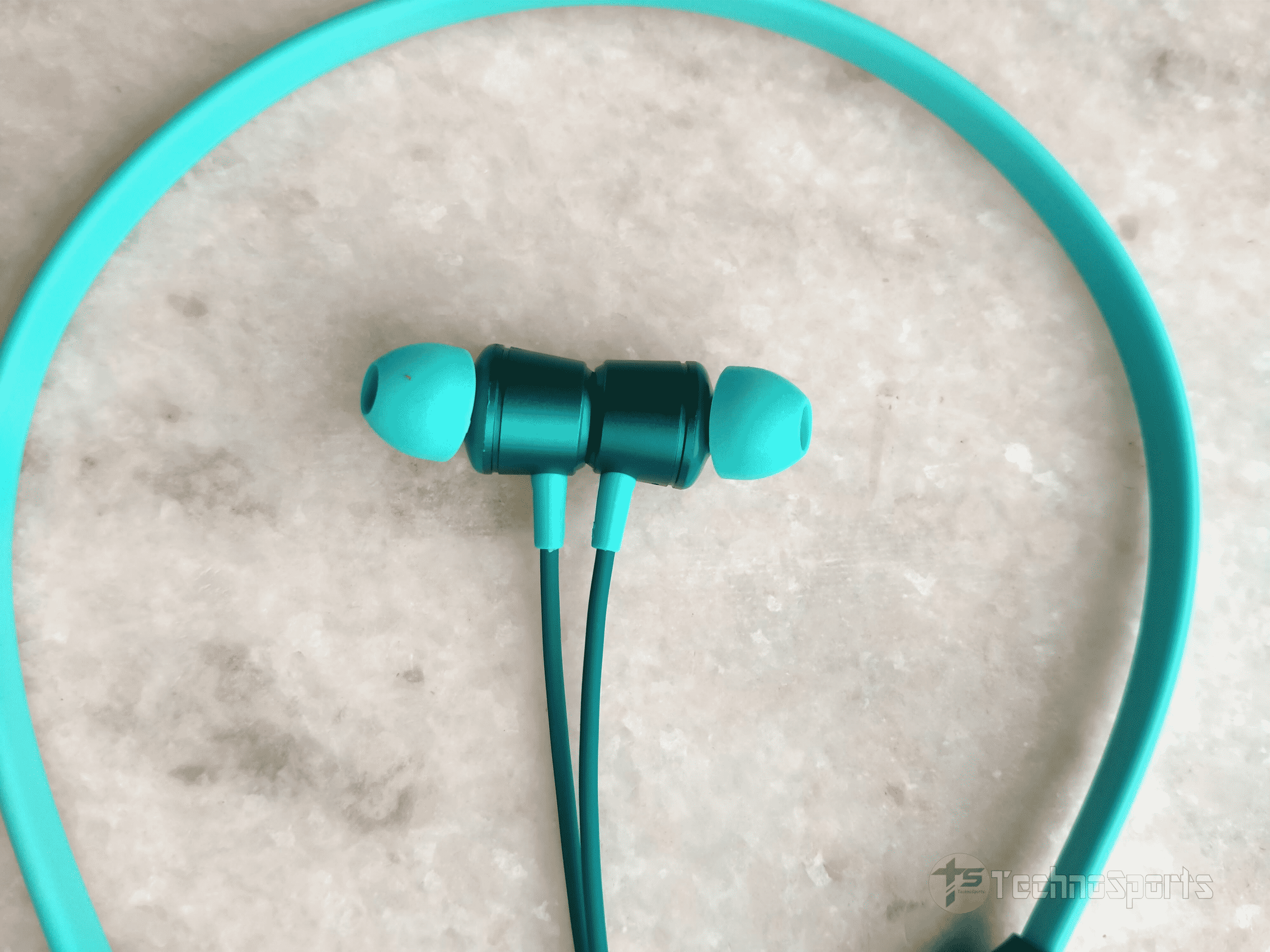 boat rockerz 195 bluetooth headset