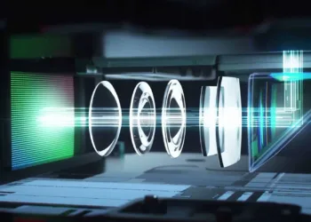 OPPO announces a next-gen of hybrid optical variable technology: 85-135 mm optical zoom