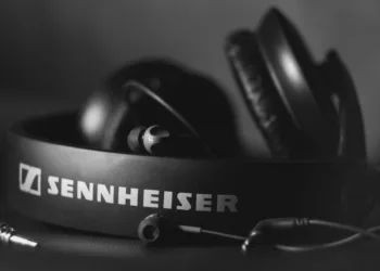 Special edition Sennheiser HD 458 BT is announced for Amazon Prime Day_TechnoSports.co.in
