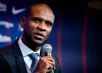 Éric Abidal's contract has been terminated by the Barcelona board