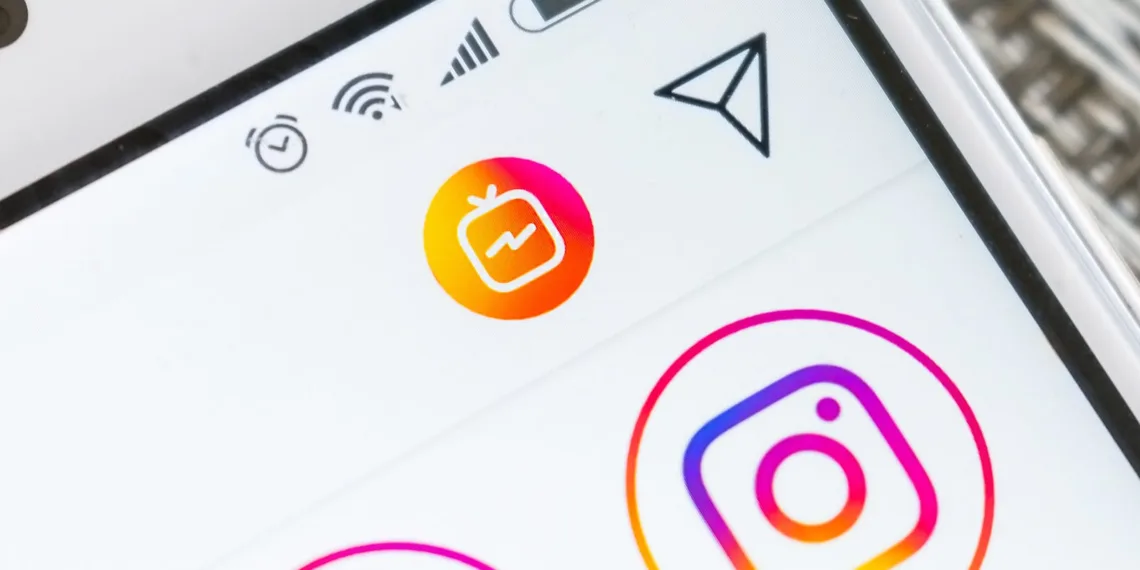 Instagram's latest update merges its DM with Messenger chats