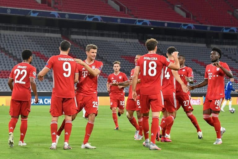 Bayern Munich’s 2013 Champions League winning members send a motivating video to the current team before the final