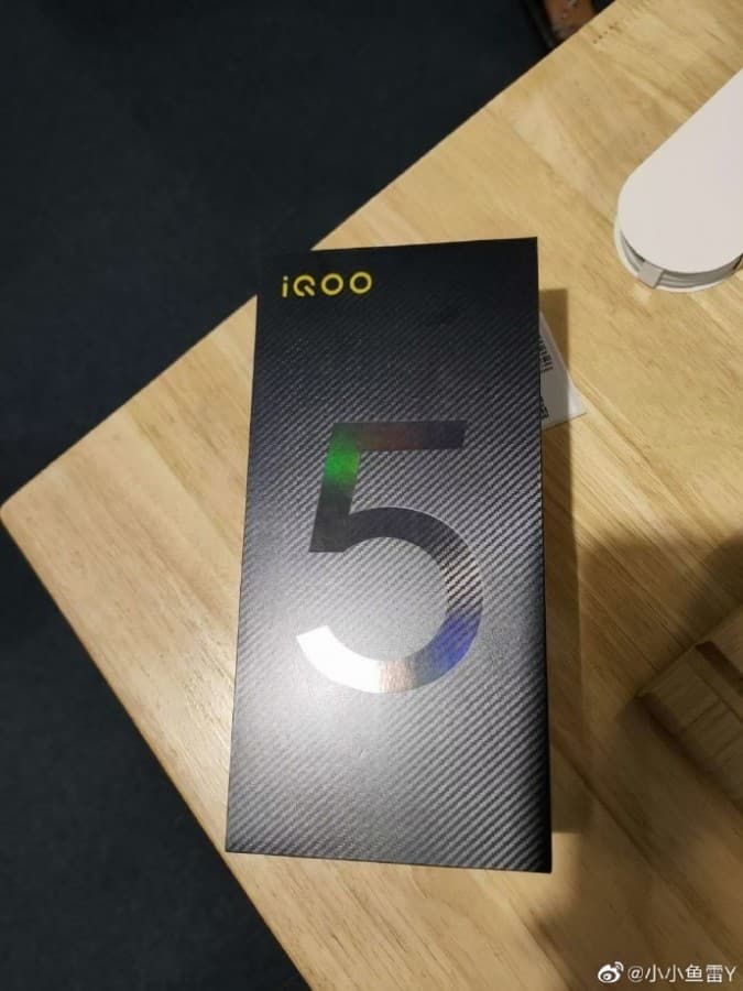 gsmarena 002 7 iQOO 5 appeared in live hands-on Images, shows the final design