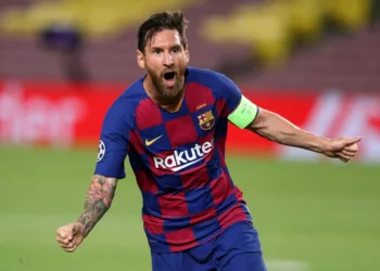 Messi again shows why he is the king of Camp Nou with Barcelona's 3-1 victory over Napoli